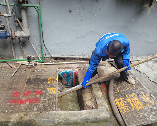 通海口镇清掏化粪池